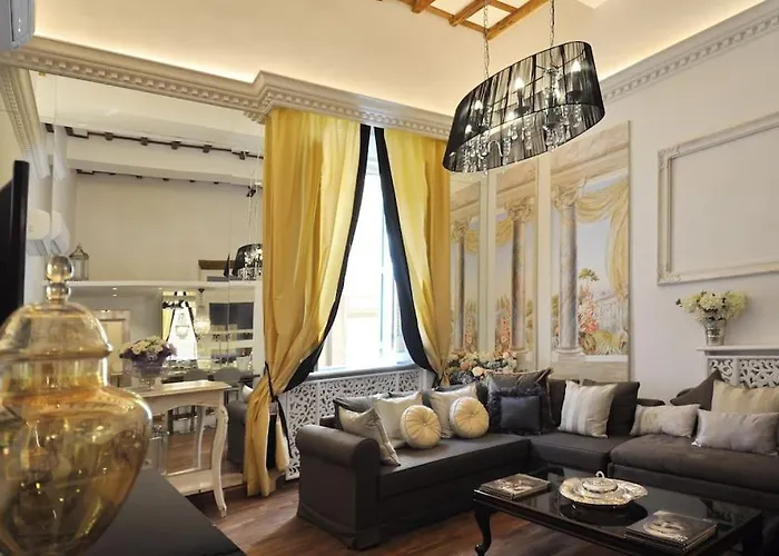 Vicolo Savelli Luxury Suites