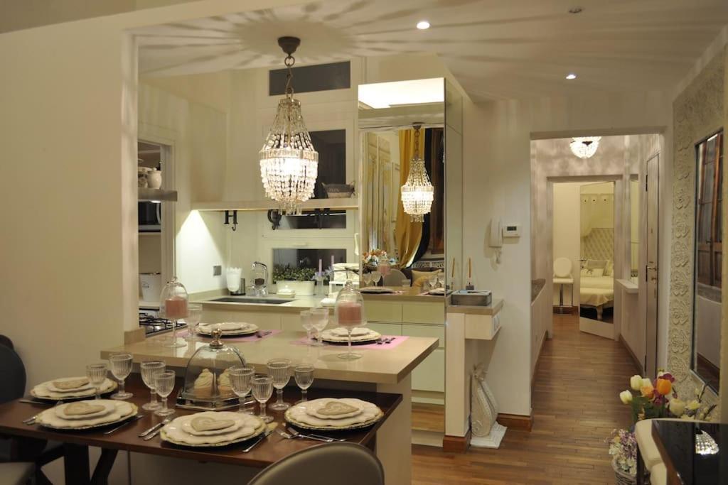 Vicolo Savelli Luxury Apartment *