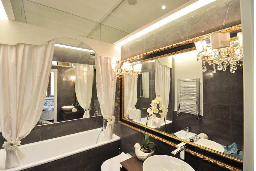 Vicolo Savelli Luxury *