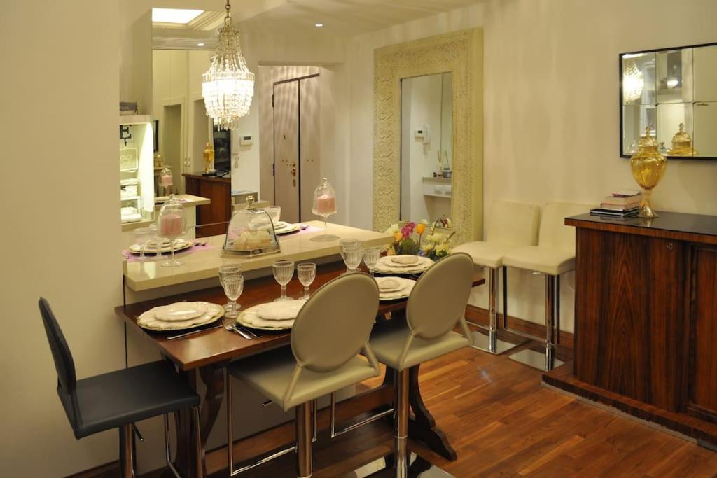 Vicolo Savelli Luxury Apartment Rom